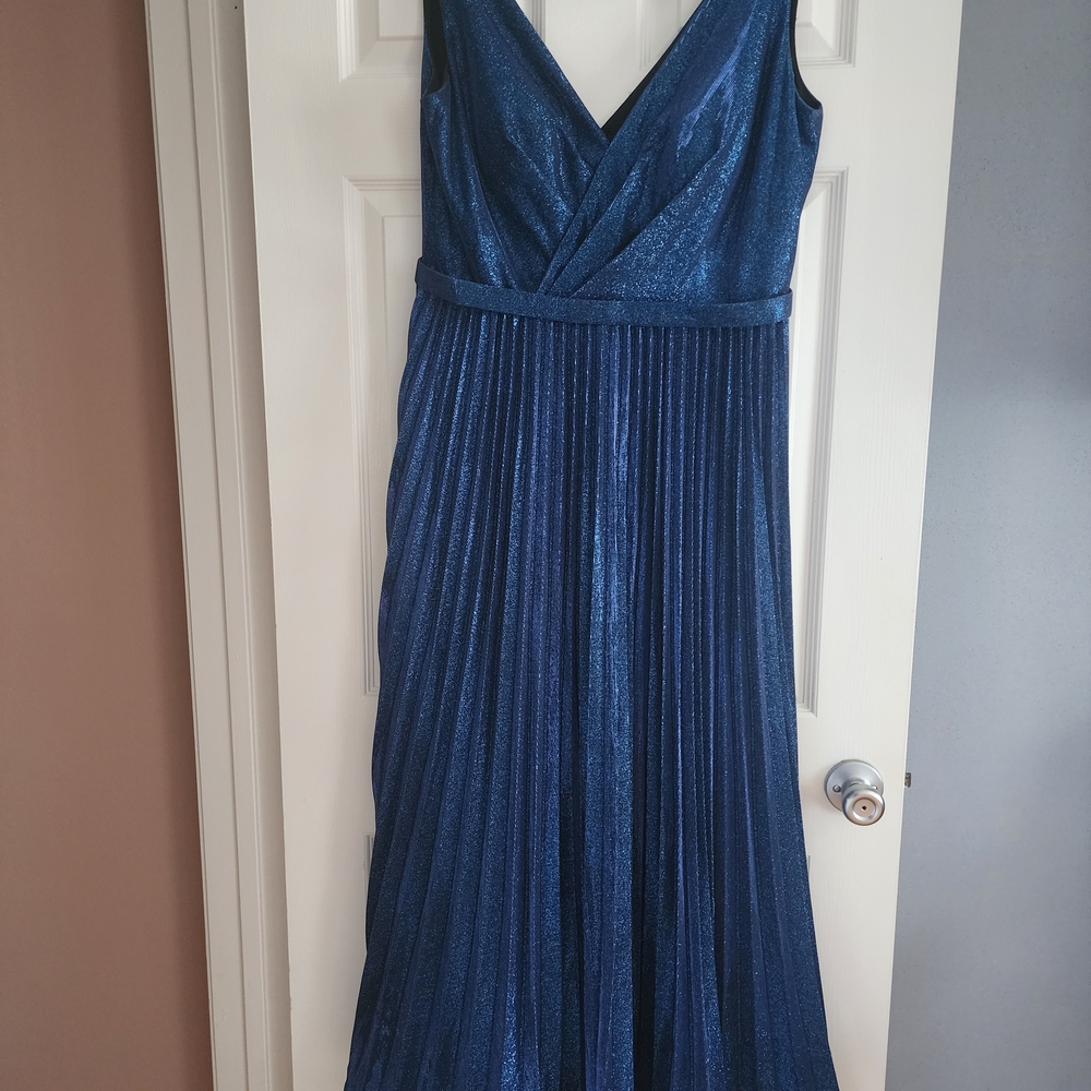 Rene Ruiz Collection Blue Pleated Evening Gown Size 14 Formal